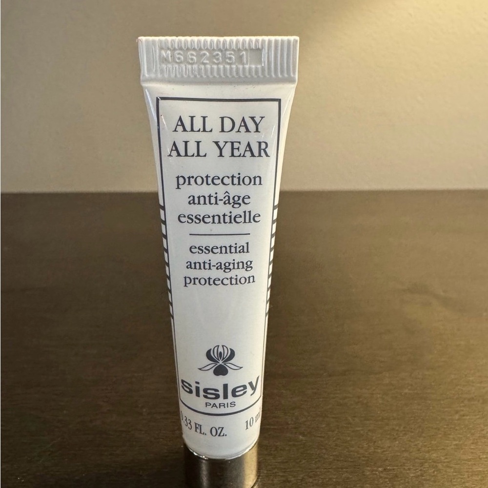 Sisley All Day All Year Essential Aging Protection 10 ml .33 oz Travel Size NEW
